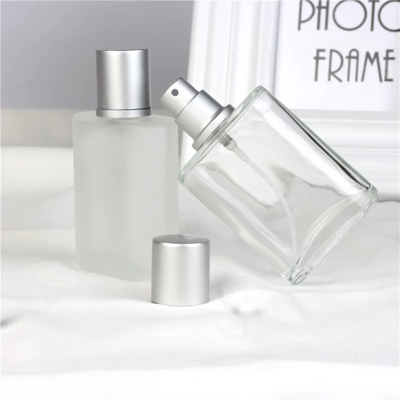 Hot Sale 5 Piece 30ML Fashion Portable Frosting Glass Perfume Bottle With Aluminum Atomizer Empty Cosmetic Container For Travel
Hot Sale 5 Piece 30ML Fashion Portable Frosting Glass Perfume Bottle With Aluminum Atomizer Empty Cosmetic Container For Travel