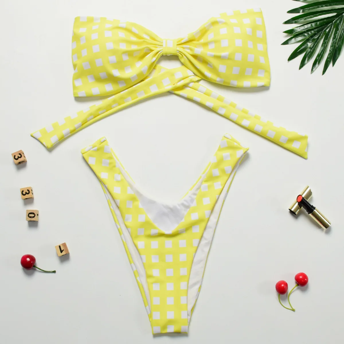 Red print bikinis woman High cut bandeau bathing suit women push up swimsuit sexy swimwear female Micro bikini two-piece
Red print bikinis woman High cut bandeau bathing suit women push up swimsuit sexy swimwear female Micro bikini two-piece