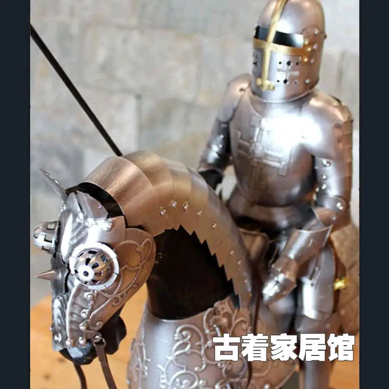 The European Medieval Knights of European cavalry retro Samurai bar restaurant one living room TV cabinet decoration
The European Medieval Knights of European cavalry retro Samurai bar restaurant one living room TV cabinet decoration