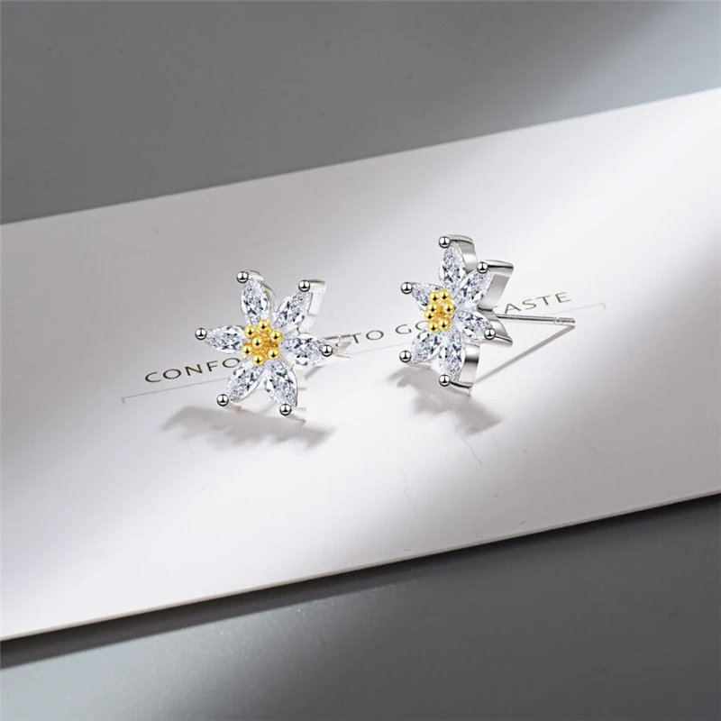 Sole Memory Cute Chrysanthemum Sweet Fresh Silver Color Fashion Female Stud Earrings SEA575
Sole Memory Cute Chrysanthemum Sweet Fresh Silver Color Fashion Female Stud Earrings SEA575