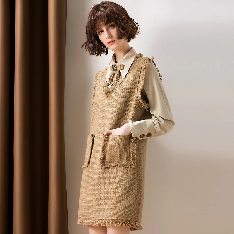 Women's Dress Set Autumn Winter New Bow Turn-Down Collar Long sleeve Shirt + Tweed Elegant V Neck Tassel Vest Dress 2 PCS Set
Women's Dress Set Autumn Winter New Bow Turn-Down Collar Long sleeve Shirt + Tweed Elegant V Neck Tassel Vest Dress 2 PCS Set