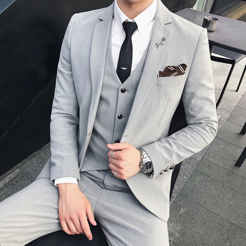 Trajes De Hombre 2019 Gentleman Slim Striped Suit Three-piece Men's Professional and Groomsman Suit
Trajes De Hombre 2019 Gentleman Slim Striped Suit Three-piece Men's Professional and Groomsman Suit