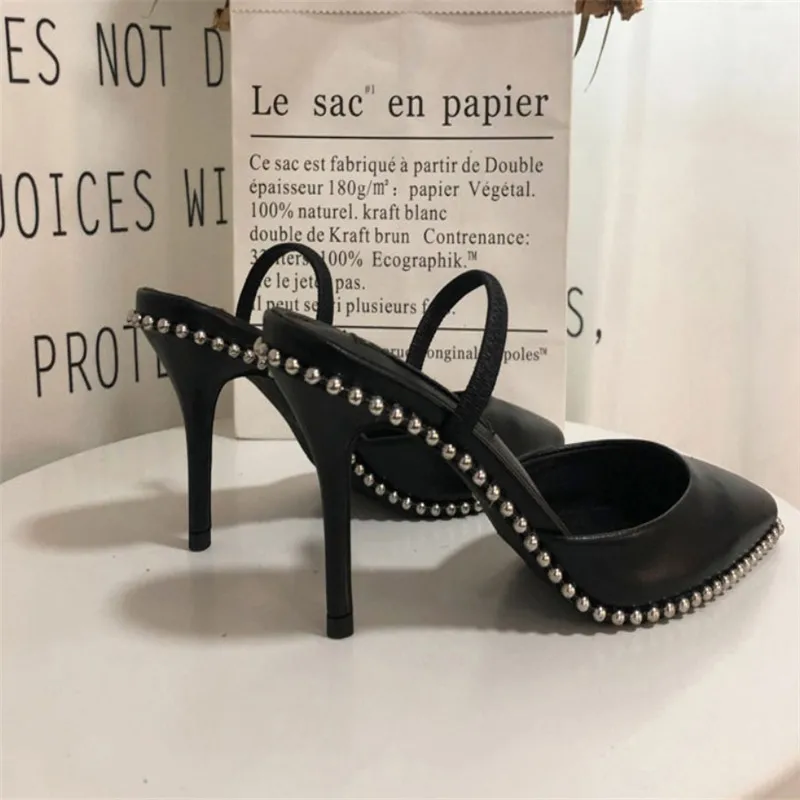 Free shipping fashion women Pumps Black leather studded spikes point toe slingback high heels party shoes bride wedding shoes
Free shipping fashion women Pumps Black leather studded spikes point toe slingback high heels party shoes bride wedding shoes
