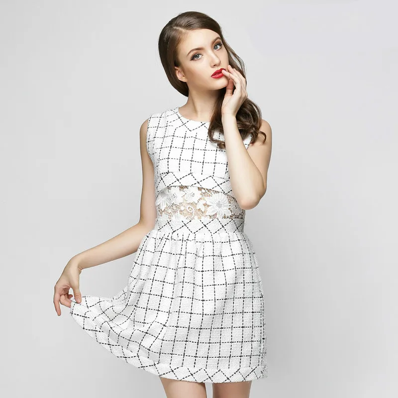 2019 Summer Dress Hollow Out Mini Wrap White Sleeveless Corset Bodycon Bandage Dress Women Print Plaid Europe Style Casual Dress
2019 Summer Dress Hollow Out Mini Wrap White Sleeveless Corset Bodycon Bandage Dress Women Print Plaid Europe Style Casual Dress