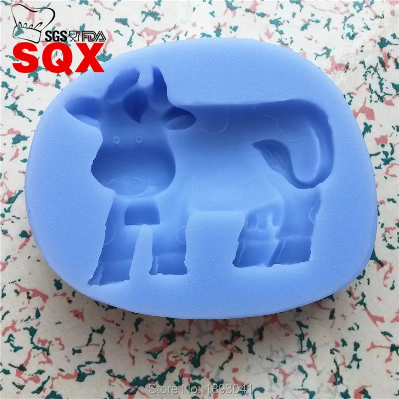 Lovely Cow silicone mold, Fondant Cake Decorating Tools, Silicone Soap Mold, Silicone Cake Mold LH10
Lovely Cow silicone mold, Fondant Cake Decorating Tools, Silicone Soap Mold, Silicone Cake Mold LH10