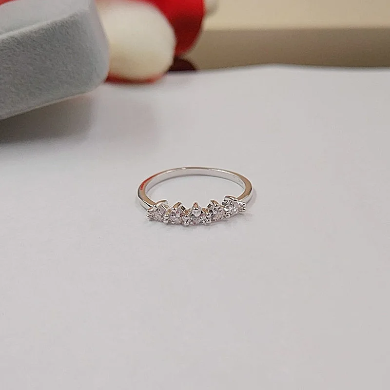 Simple Fashion Heart CZ Zircon Female 925 Silver Filled Wedding Rings Jewelry Women Engagement Promise Ring Accessory
Simple Fashion Heart CZ Zircon Female 925 Silver Filled Wedding Rings Jewelry Women Engagement Promise Ring Accessory