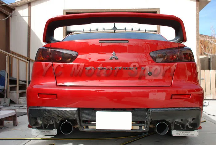 Автомобильные аксессуары из углеродного волокна OEM стиль задний диффузор подходит для 2008-2017 Evolution EVO X EVO 10 задняя губа
Автомобильные аксессуары из углеродного волокна OEM стиль задний диффузор подходит для 2008-2017 Evolution EVO X EVO 10 задняя губа