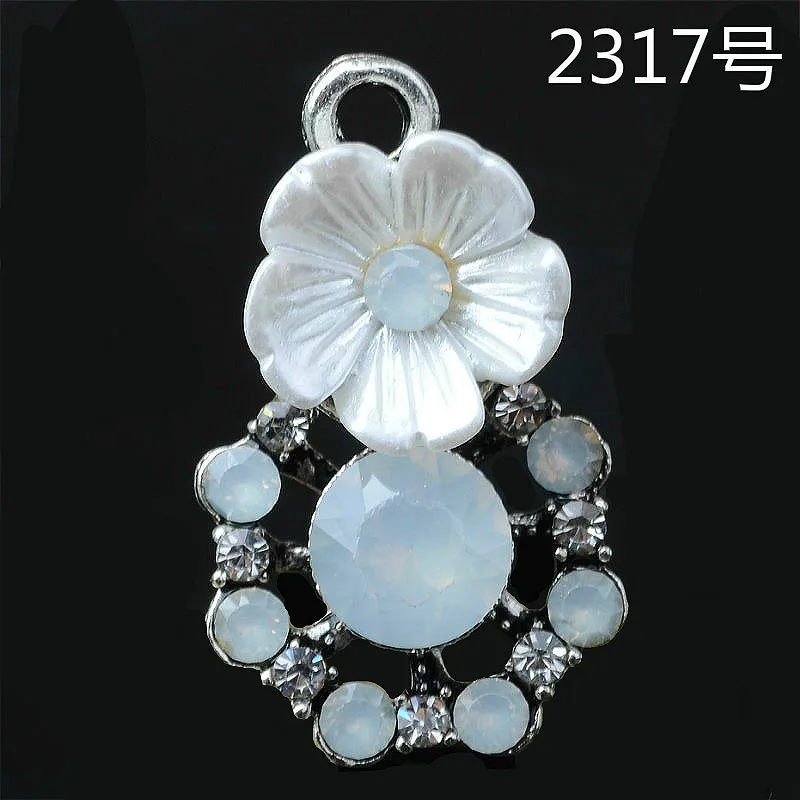 50pcs/lot 15*25mm Fashion Imitation Shell Alloy Crystal Flowers Connectors Charm For DIY Jewelry Handmade Making
50pcs/lot 15*25mm Fashion Imitation Shell Alloy Crystal Flowers Connectors Charm For DIY Jewelry Handmade Making