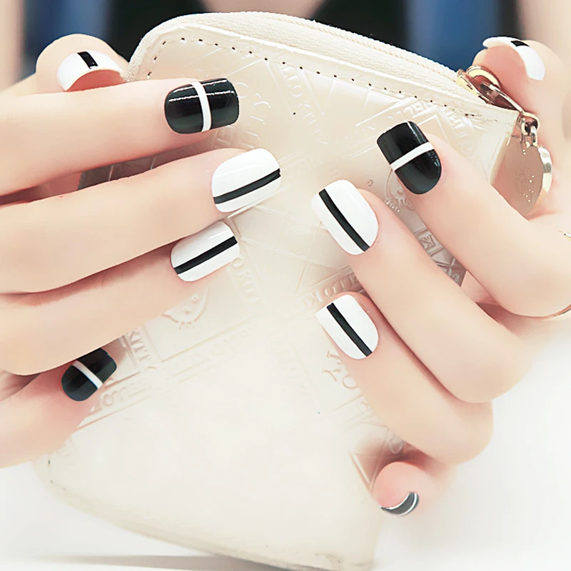 24pieces False Nails For Kids Children black and white 3D Fashion Cute Style Short Artificial Fake Nail Tip Free Glue DIY Tool
24pieces False Nails For Kids Children black and white 3D Fashion Cute Style Short Artificial Fake Nail Tip Free Glue DIY Tool