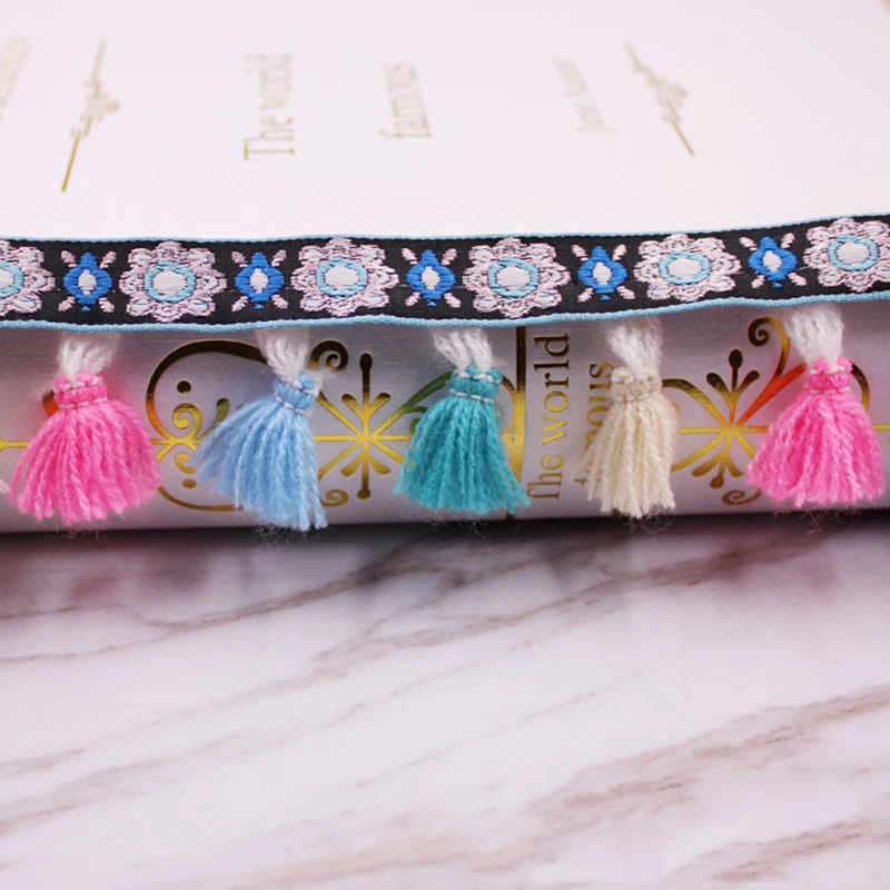 1yards/lot Tassel Fringe trim fabric tassels Fringe lace trimmings with tassels for curtains decoration DIY Sewing Accessories
1yards/lot Tassel Fringe trim fabric tassels Fringe lace trimmings with tassels for curtains decoration DIY Sewing Accessories