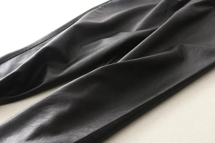 women Fashion Black Faux Leather Joggers Women Loose Jogger Pants Hip Hop Street Wear Harem Ankle-Length Pants 
women Fashion Black Faux Leather Joggers Women Loose Jogger Pants Hip Hop Street Wear Harem Ankle-Length Pants