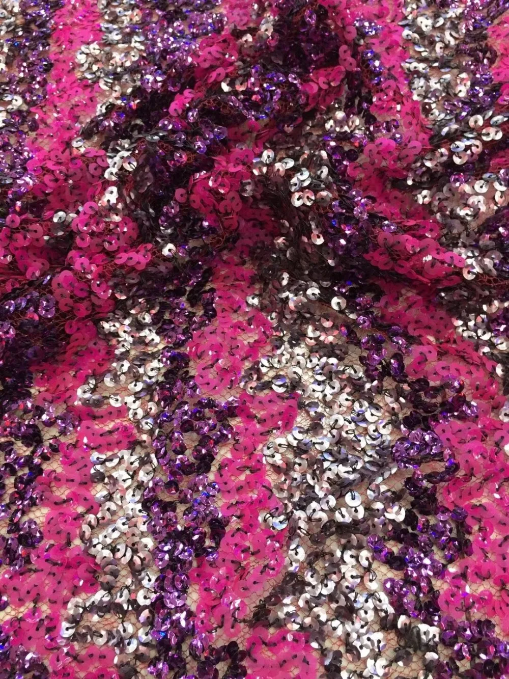 New design embroidery African net fabric SYJ-102212 with sequins Hot sale Nigerian lace fabric
New design embroidery African net fabric SYJ-102212 with sequins Hot sale Nigerian lace fabric