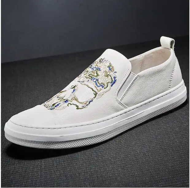 2018 White Loafers for men Flat heel Genuine leather Outdoor Leisure Shoes Hombre
2018 White Loafers for men Flat heel Genuine leather Outdoor Leisure Shoes Hombre