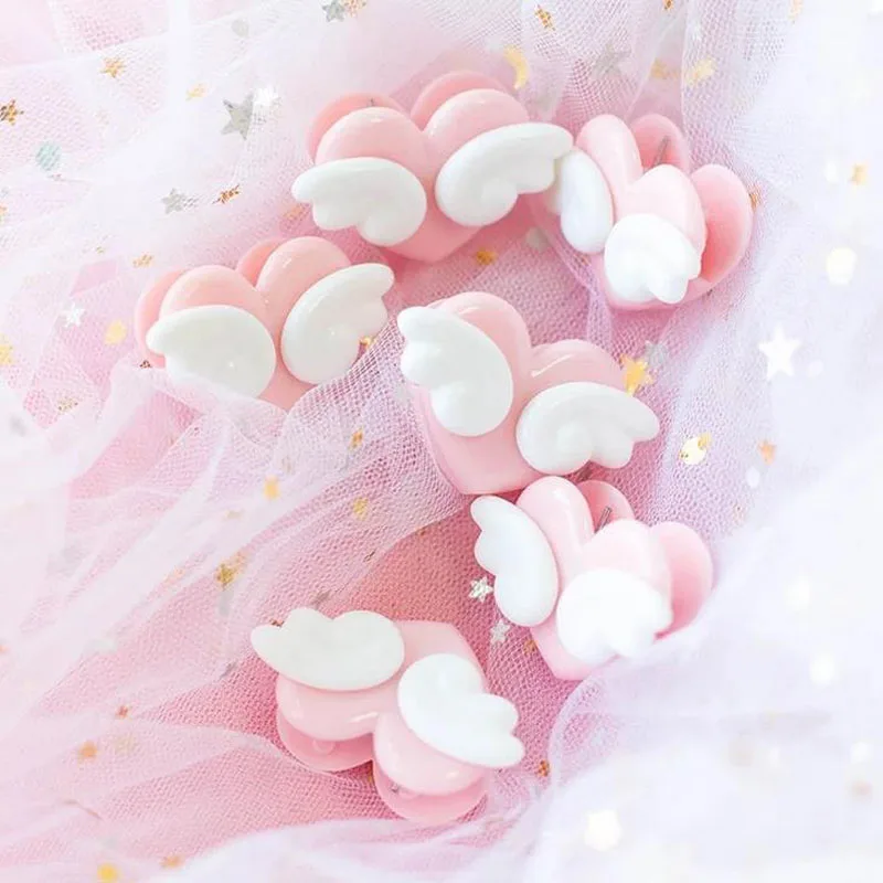 5 Pcs hot Novelty Heart Shape with wings Pink Clips Mini Plastic Binder Clips Notes Letter Paper Clip Office Supplies
5 Pcs hot Novelty Heart Shape with wings Pink Clips Mini Plastic Binder Clips Notes Letter Paper Clip Office Supplies