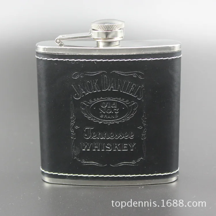 50pcs/lot 6 oz Stainless steel hip flasks wrapping leather exquisite stainless steel wine bottle jug kettle
50pcs/lot 6 oz Stainless steel hip flasks wrapping leather exquisite stainless steel wine bottle jug kettle