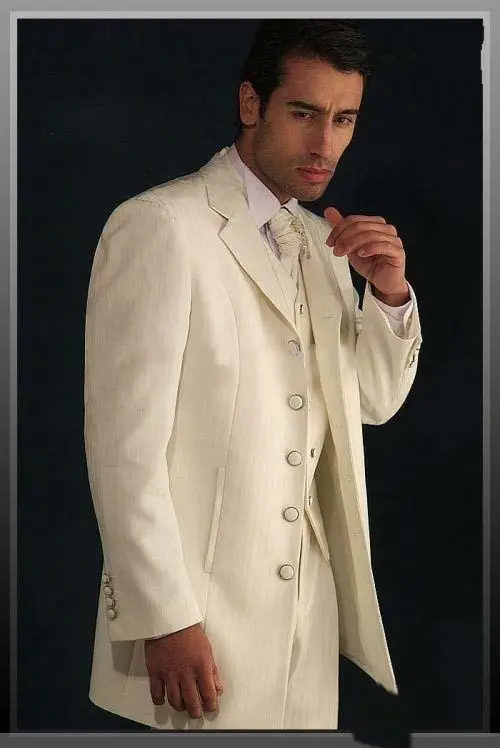 High Quality Mens Suits Groom Tuxedos Groomsmen Wedding Party Dinner Best Man Suits Blazer (Jacket+Pants+Vest+Tie) NO:995
High Quality Mens Suits Groom Tuxedos Groomsmen Wedding Party Dinner Best Man Suits Blazer (Jacket+Pants+Vest+Tie) NO:995