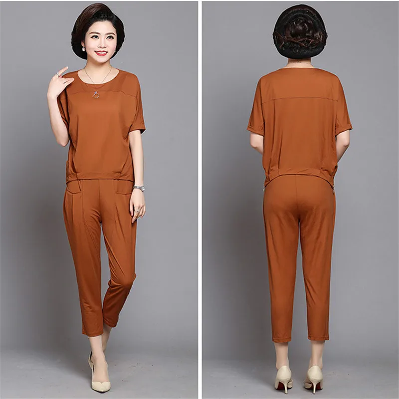 Plus size women sets fashion causal round-neck high street top and trousers sets European and American style hot selling
Plus size women sets fashion causal round-neck high street top and trousers sets European and American style hot selling
