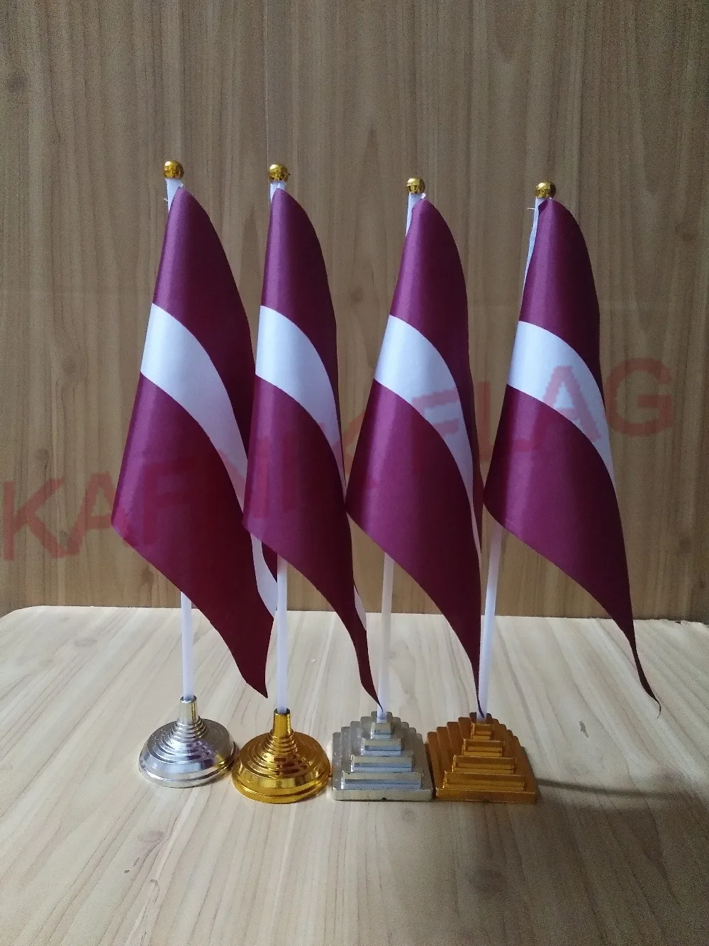 KAFNIK,5/10pcs a lot Latvia table desk flag banner 14*21cm flag /Plastic flags or suction cups for your choice free shipping
KAFNIK,5/10pcs a lot Latvia table desk flag banner 14*21cm flag /Plastic flags or suction cups for your choice free shipping
