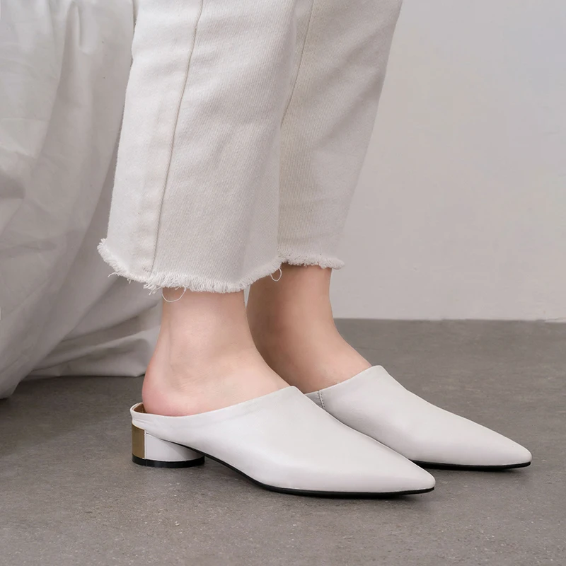 WETKISS Genuine Leather Slippers Women Pointed Toe Footwear Round Low Heels Slides Shoes Woman Summer Female Mules Shoes Woman
WETKISS Genuine Leather Slippers Women Pointed Toe Footwear Round Low Heels Slides Shoes Woman Summer Female Mules Shoes Woman