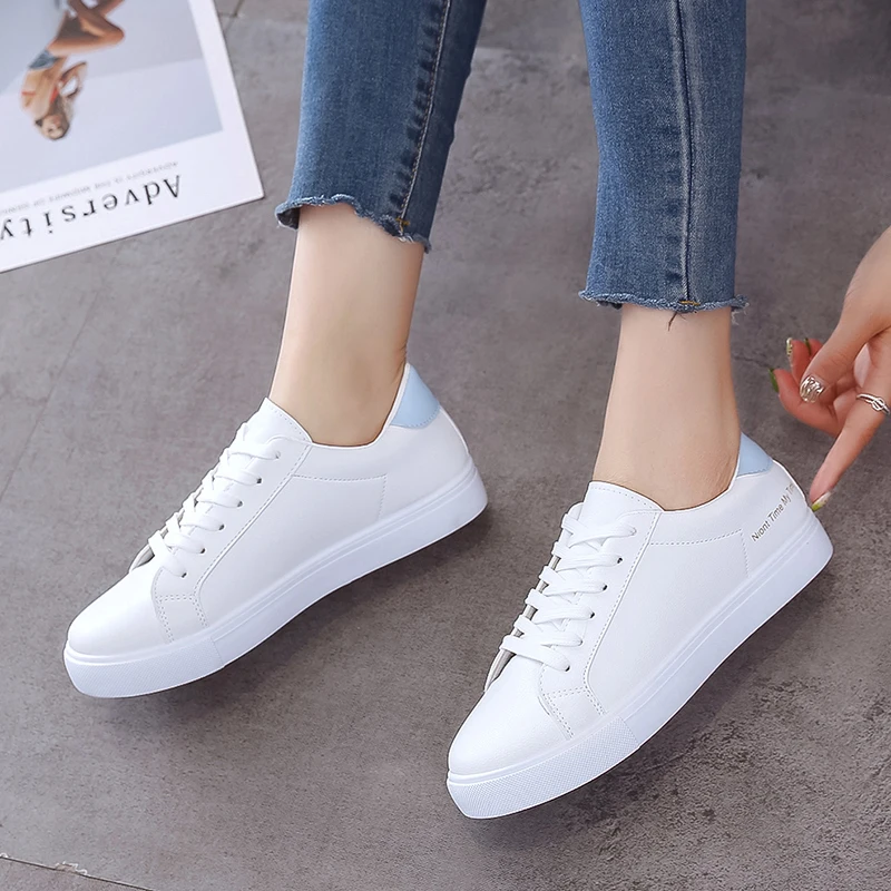 New 2022 Fashion Women Vulcanized Shoes Autumn Femme Flats Sneakers Women White Shoes Ladies Trainers Cross Tie Tenis Feminino
New 2022 Fashion Women Vulcanized Shoes Autumn Femme Flats Sneakers Women White Shoes Ladies Trainers Cross Tie Tenis Feminino