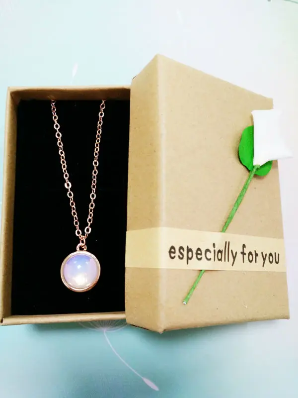 Senfai Shinning Moonstone Pendant Choker Necklace,Rainbow Beauty Necklace Women Best Gifts to Her
Senfai Shinning Moonstone Pendant Choker Necklace,Rainbow Beauty Necklace Women Best Gifts to Her
