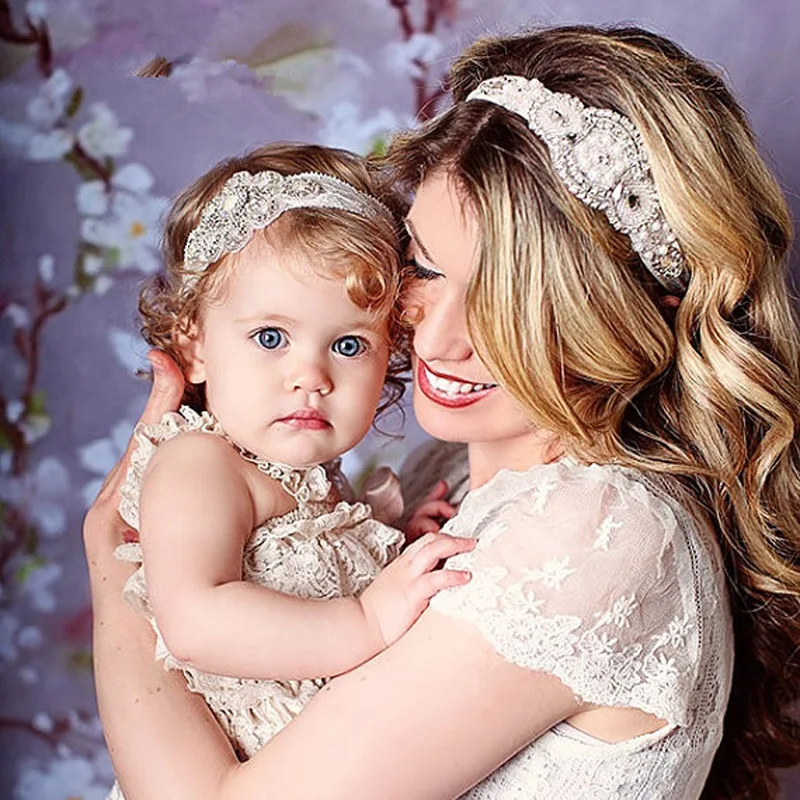New Korea Elaborate headwear Mommy&Me handmade jewel headband lace headband diamond parent-child Hair Accessories Free shipping
New Korea Elaborate headwear Mommy&Me handmade jewel headband lace headband diamond parent-child Hair Accessories Free shipping