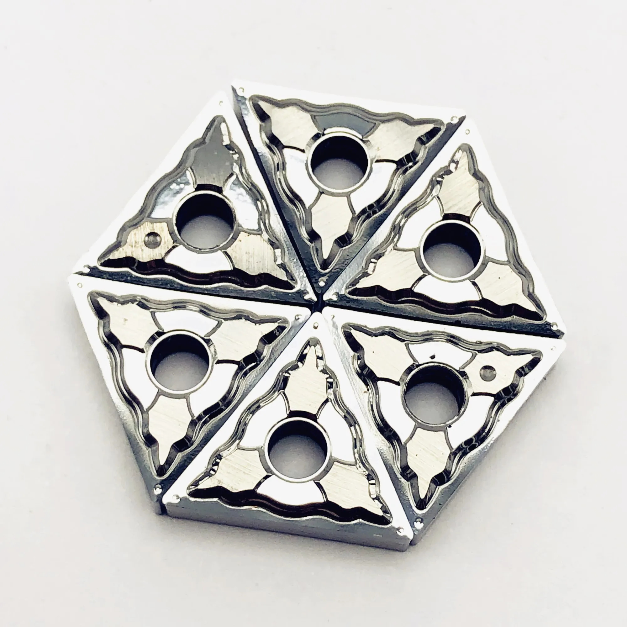 CNC aluminum tool TNMG160402/04/08 HA H01 new metal turning tools lathe milling blade TNMG160408 aluminum alloy car blade
CNC aluminum tool TNMG160402/04/08 HA H01 new metal turning tools lathe milling blade TNMG160408 aluminum alloy car blade