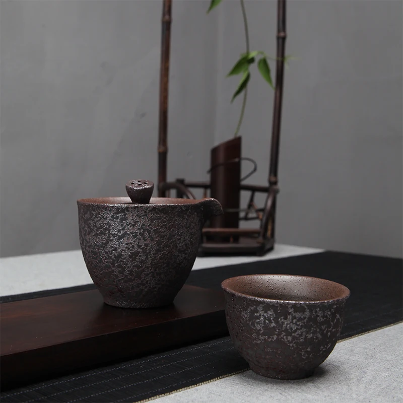 Brief Office Travel Portable Vintage Lotus Quik Cup 1 Pot 2 Cups Ceramic Coarse Pottery Teapot Teacup Mug Puer Kung Fu Tea Set
Brief Office Travel Portable Vintage Lotus Quik Cup 1 Pot 2 Cups Ceramic Coarse Pottery Teapot Teacup Mug Puer Kung Fu Tea Set