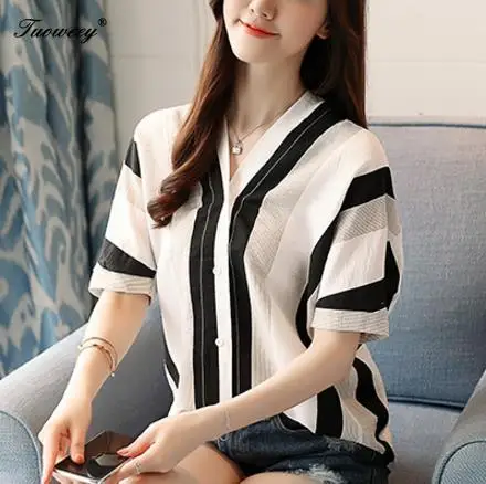 2019 Women Shirt striped v neck Blusas Femininas Tops Short Sleeve Elegant Ladies Formal Office Blouse Plus Size Shirt clothing
2019 Women Shirt striped v neck Blusas Femininas Tops Short Sleeve Elegant Ladies Formal Office Blouse Plus Size Shirt clothing