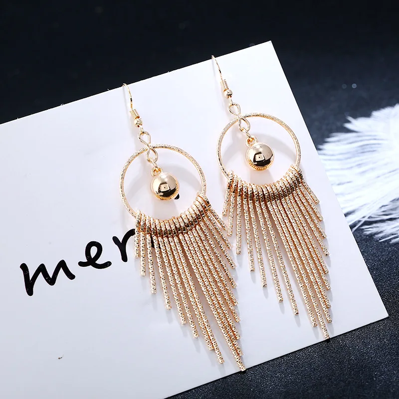 Women's metal Golden Tassels Drop Earrings for banquet party European style ins Popular Office Lady Modern Trendy Drop Earrings
Women's metal Golden Tassels Drop Earrings for banquet party European style ins Popular Office Lady Modern Trendy Drop Earrings