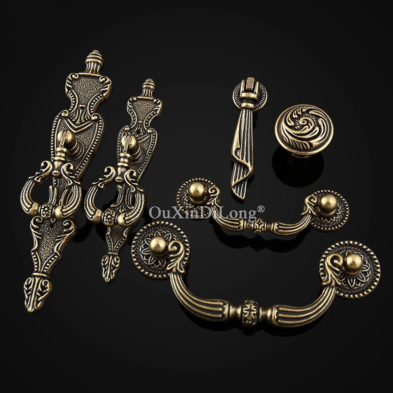 Retro Vintage 20PCS European Antique Kitchen Cabinet Door Handles Cupboard Wardrobe Drawer Cabinet Pulls Handles and Knobs
Retro Vintage 20PCS European Antique Kitchen Cabinet Door Handles Cupboard Wardrobe Drawer Cabinet Pulls Handles and Knobs