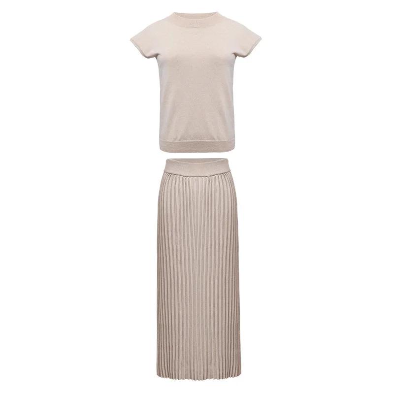 2019 Summer 2 Pieces Set Knitted Blouse and Pleated Long Dress Solid Knitting Korean Two Pieces Set Streetwear Office Work Suit
2019 Summer 2 Pieces Set Knitted Blouse and Pleated Long Dress Solid Knitting Korean Two Pieces Set Streetwear Office Work Suit