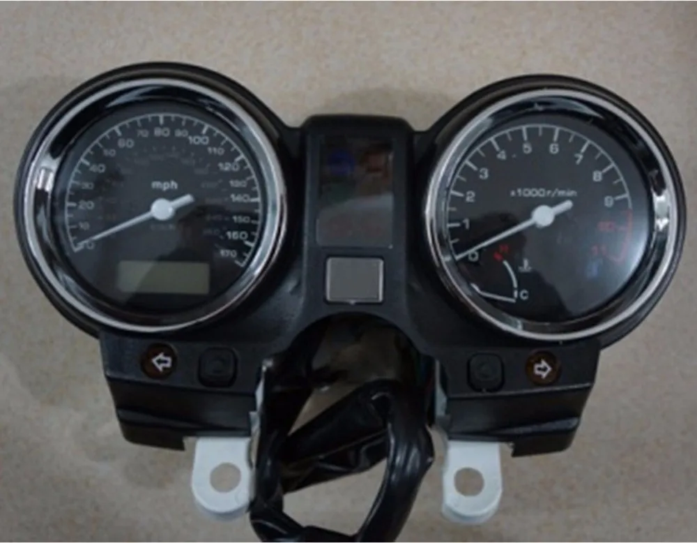 Tachometer Gauges Cluster Speedometer Meter Clock Instrument Assembly For Honda 919 CB900 Hornet900 2002-2007 2003 2004 2005 06
Tachometer Gauges Cluster Speedometer Meter Clock Instrument Assembly For Honda 919 CB900 Hornet900 2002-2007 2003 2004 2005 06