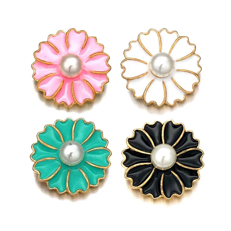 Цветок w415 3D 18 мм 20 мм жемчужные металлические кнопки для браслета ОЖЕРЕЛЬЕ СМЕННЫЕ ювелирные изделия женские аксессуары
Цветок w415 3D 18 мм 20 мм жемчужные металлические кнопки для браслета ОЖЕРЕЛЬЕ СМЕННЫЕ ювелирные изделия женские аксессуары