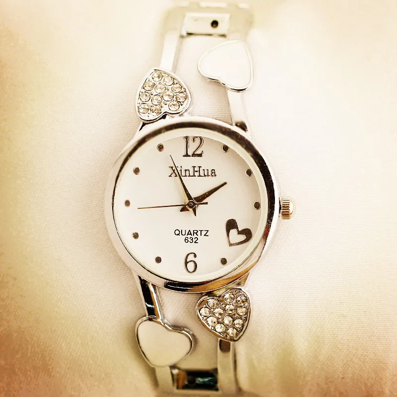 Fashion Brand relojes con diamantes Love Heart Gem Thin Strap Wrist Watches Analog Round Bracelet Watch Women Girl Casual Clocks
Fashion Brand relojes con diamantes Love Heart Gem Thin Strap Wrist Watches Analog Round Bracelet Watch Women Girl Casual Clocks