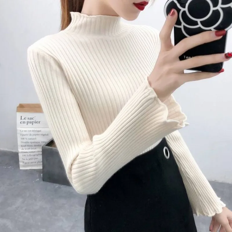 Autumn and Winter Warm Woman High Collar Wooden Ear Sweater Sweater Slim Pullover Bell sleeve sweater High Elastic Bottoming
Autumn and Winter Warm Woman High Collar Wooden Ear Sweater Sweater Slim Pullover Bell sleeve sweater High Elastic Bottoming