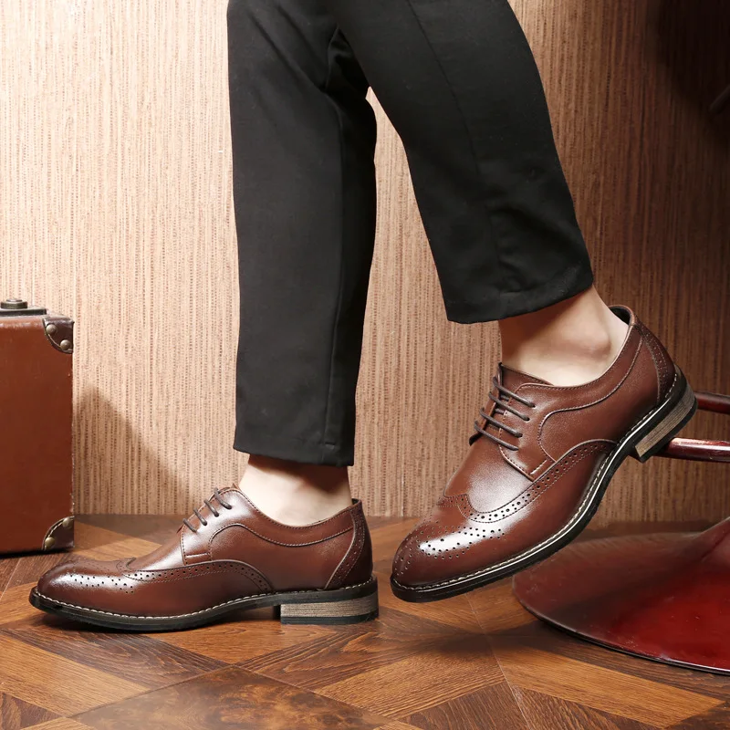 Men Brogue Dress Shoes Luxury Italian Style Pointed Toe Formal Wedding Casual Lace-Up Plaid Business Leather Shoes wed4
Men Brogue Dress Shoes Luxury Italian Style Pointed Toe Formal Wedding Casual Lace-Up Plaid Business Leather Shoes wed4