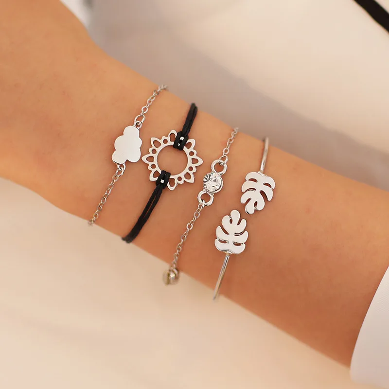 Best selling fashion jewelry New fashion suit bracelet Women's four-piece combination bracelet jewelry wholesale
Best selling fashion jewelry New fashion suit bracelet Women's four-piece combination bracelet jewelry wholesale