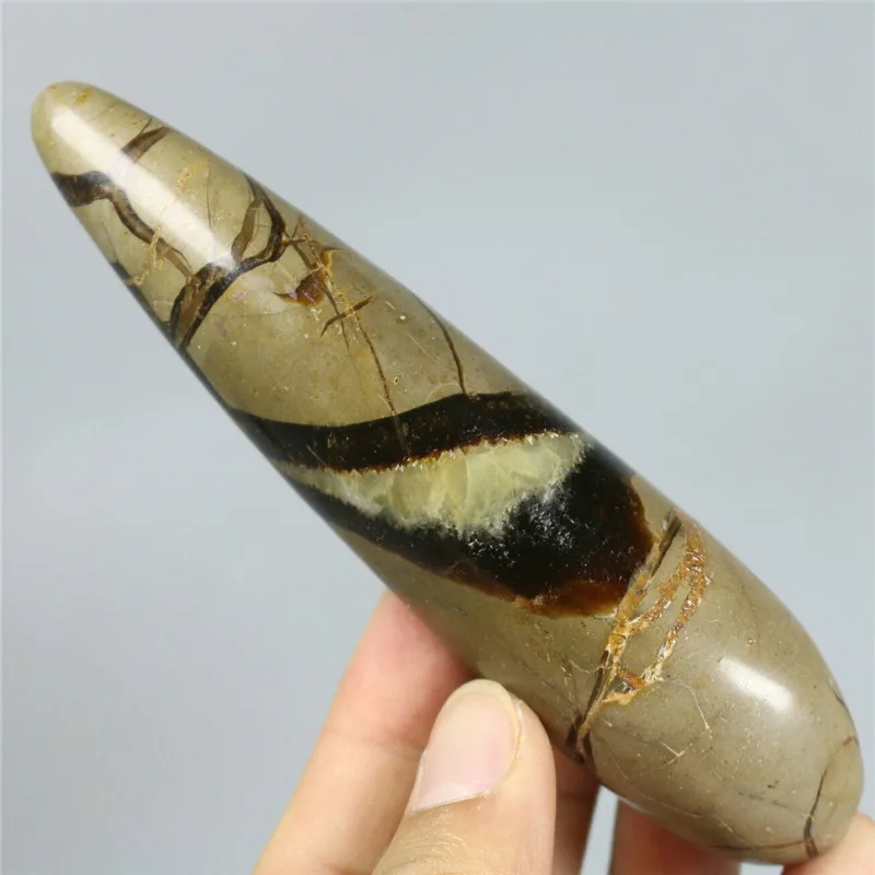 Natural polished dragon crack massage stick quartz baton wand wand Madagascar
Natural polished dragon crack massage stick quartz baton wand wand Madagascar