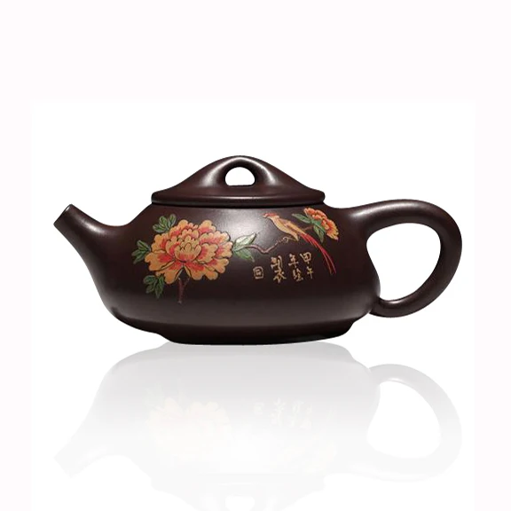 2018 Yixing teapot authentic master Wang Hongjuan ore old purple mud painted boat Stone scoop teapot
2018 Yixing teapot authentic master Wang Hongjuan ore old purple mud painted boat Stone scoop teapot