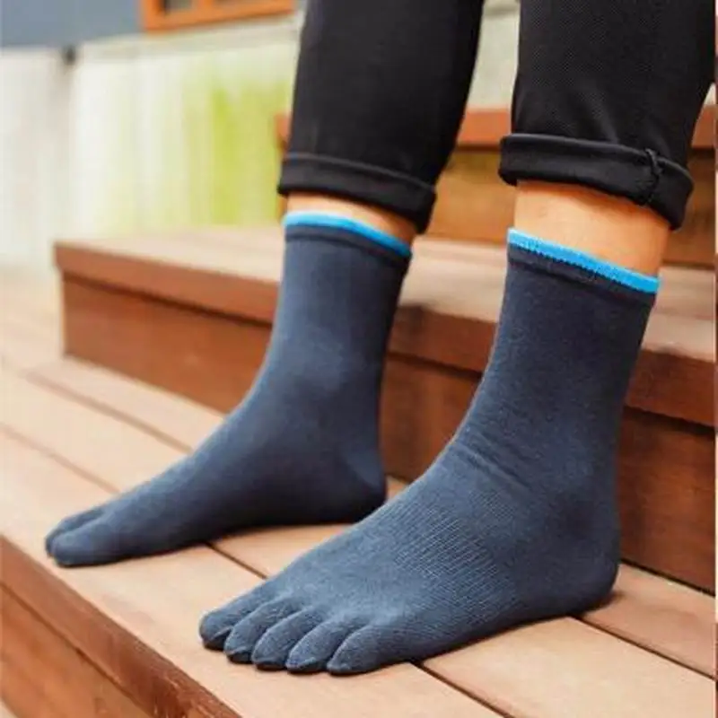 High Quality Men Socks Long Cotton Socks Male Warm Soft Pure Color cartoon Five Finger Toe Socks Men Cotton Socks 3pairs/lot X67
High Quality Men Socks Long Cotton Socks Male Warm Soft Pure Color cartoon Five Finger Toe Socks Men Cotton Socks 3pairs/lot X67