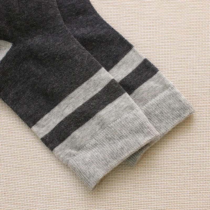 Autumn And Winter Cotton Middle Tube New Style Leisure Stripe Men Socks Mix Color Wholesale 10pair/lot
Autumn And Winter Cotton Middle Tube New Style Leisure Stripe Men Socks Mix Color Wholesale 10pair/lot