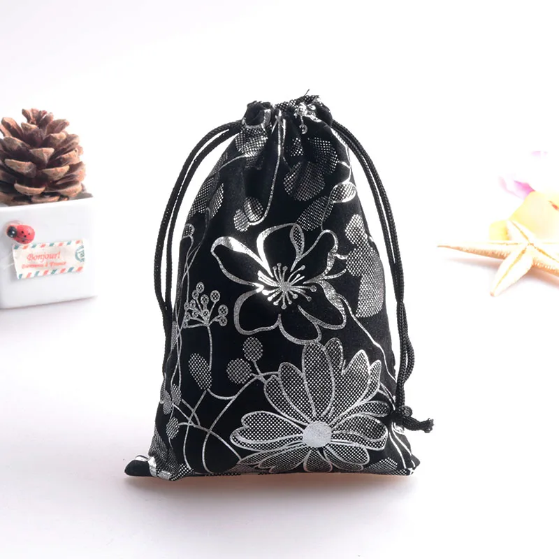 10pcs 8*10cm 10x14cm Silver Velvet Bag Drawstring Pouch Necklace Bracelet Bead Bags Jewelry Packaging Christmas/Wedding Gift Bag
10pcs 8*10cm 10x14cm Silver Velvet Bag Drawstring Pouch Necklace Bracelet Bead Bags Jewelry Packaging Christmas/Wedding Gift Bag