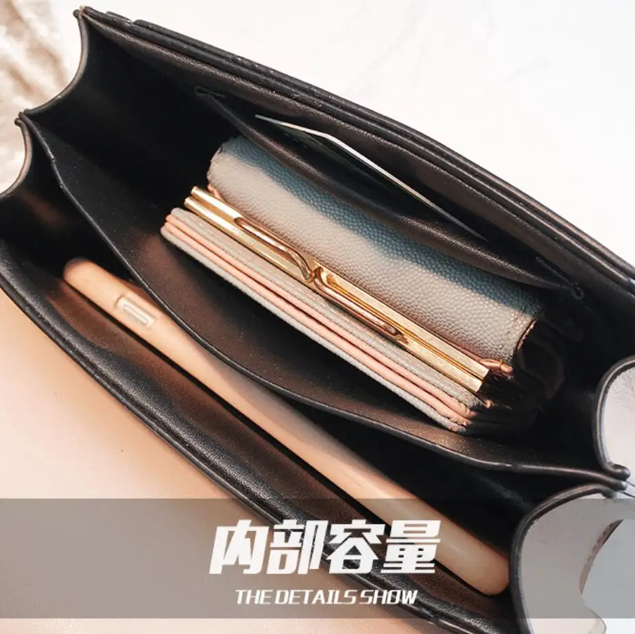 Vintage Fashion Female Tote bag 2019 New Quality Matte PU Leather Women's Designer Luxury Handbag Lock Shoulder Messenger Bag
Vintage Fashion Female Tote bag 2019 New Quality Matte PU Leather Women's Designer Luxury Handbag Lock Shoulder Messenger Bag