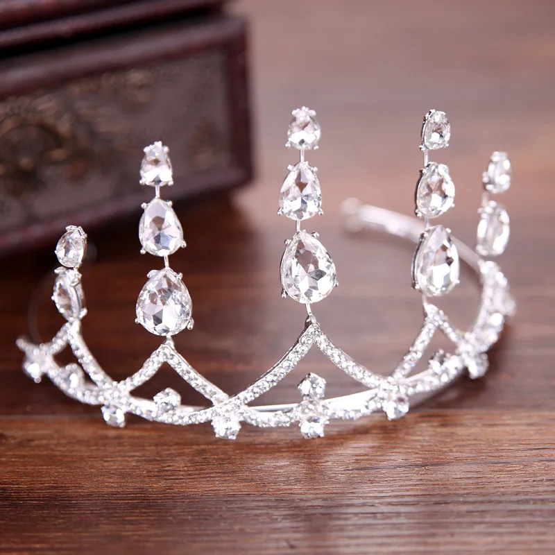 Hot Sale High 19cm Crystal Wedding Crown Tiara Bridal Headpiece Headband Unique Design Bride Hair Jewelry Accessories Hairband
Hot Sale High 19cm Crystal Wedding Crown Tiara Bridal Headpiece Headband Unique Design Bride Hair Jewelry Accessories Hairband