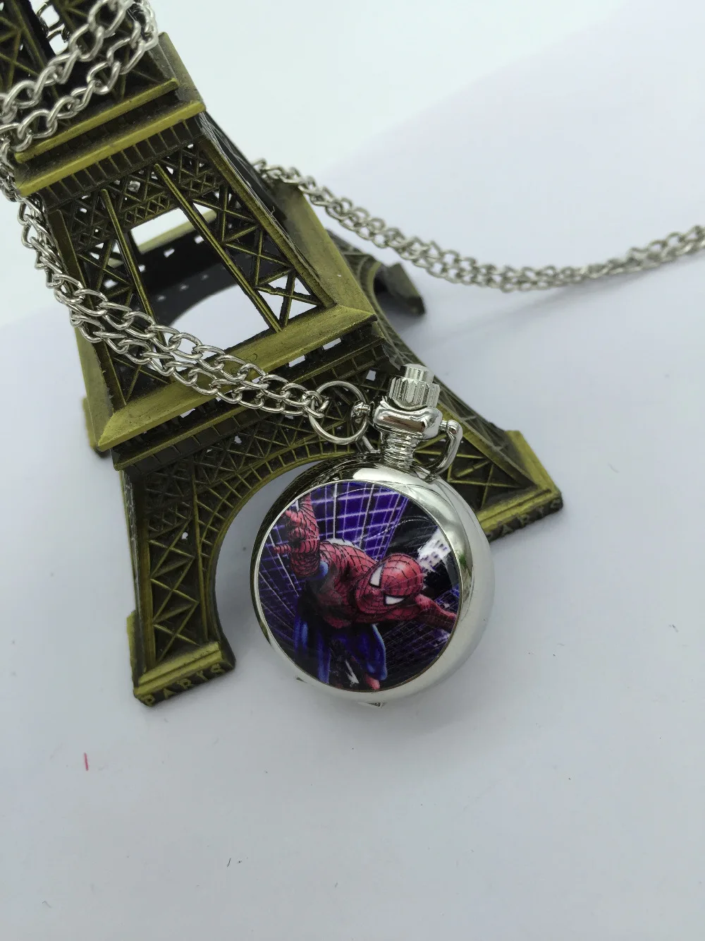 New Fashion quartz Altman White steel silver Flip clock pendant good quality Necklace pocket watches
New Fashion quartz Altman White steel silver Flip clock pendant good quality Necklace pocket watches