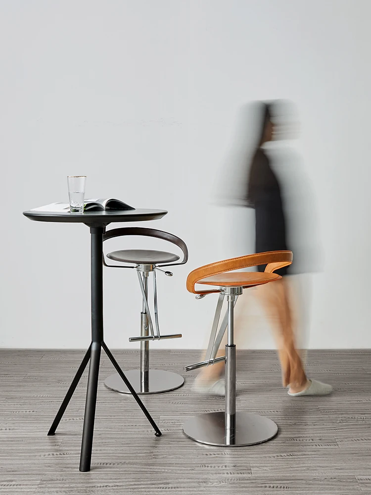 Louis Fashion Bar chairs Creative Leather Backrest Rotary High-legged Bar Chair, Lifting stool, Modern Simple Household
Louis Fashion Bar chairs Creative Leather Backrest Rotary High-legged Bar Chair, Lifting stool, Modern Simple Household