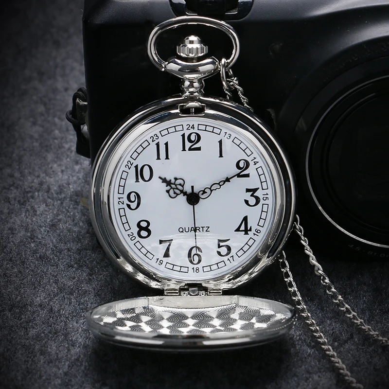 Vintage Dr. Who Theme Pocket Watch Set With Gift Box Men Women Stylish Gift Set Dotor Who Antique Pendant Chain Quartz Watches
Vintage Dr. Who Theme Pocket Watch Set With Gift Box Men Women Stylish Gift Set Dotor Who Antique Pendant Chain Quartz Watches