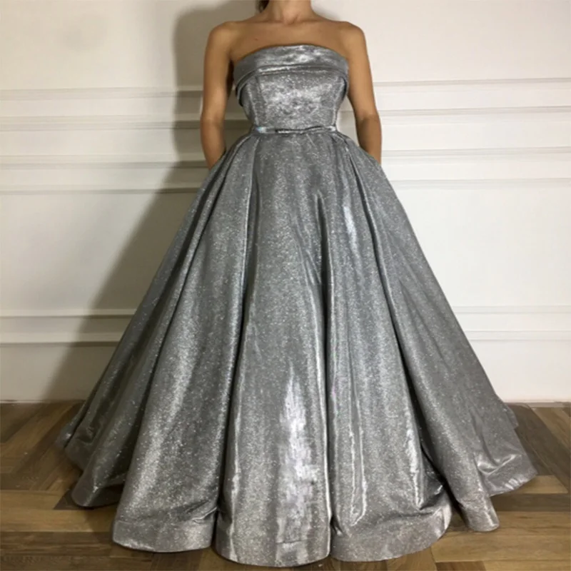 robe de soiree With Sleeveless Strapless Long Evening Dress Oman Shiny Grey Wave Prom Dress Formal Evening Gown Saudi Arabia
robe de soiree With Sleeveless Strapless Long Evening Dress Oman Shiny Grey Wave Prom Dress Formal Evening Gown Saudi Arabia