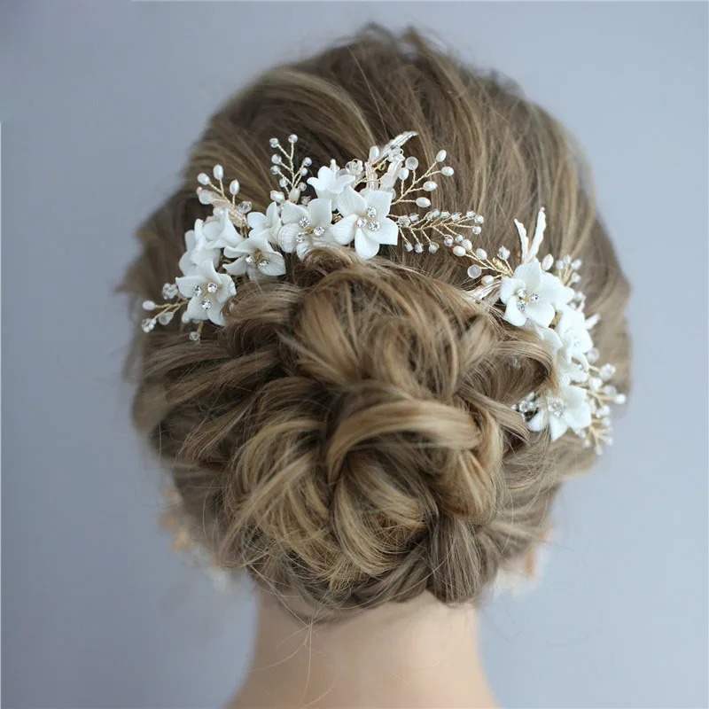 Floralbride Handmade Crystal Rhinestone Freshwater Pearls Flower Wedding Hair Comb Bridal Hair Accessories Women Jewelry
Floralbride Handmade Crystal Rhinestone Freshwater Pearls Flower Wedding Hair Comb Bridal Hair Accessories Women Jewelry
